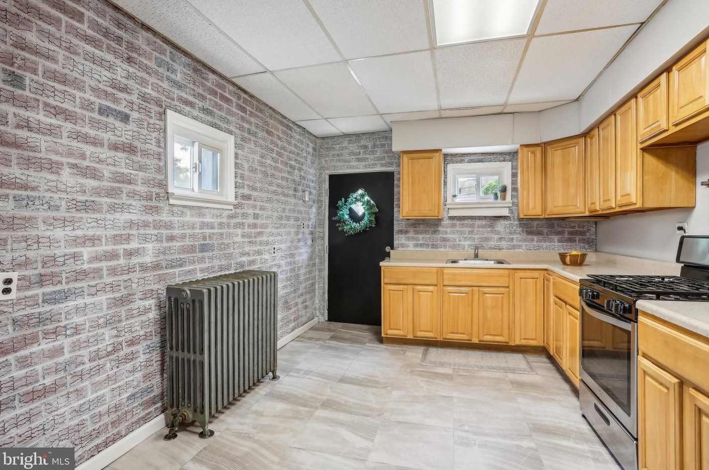 4226 Thompson St, Philadelphia PA  19104-1026 exterior