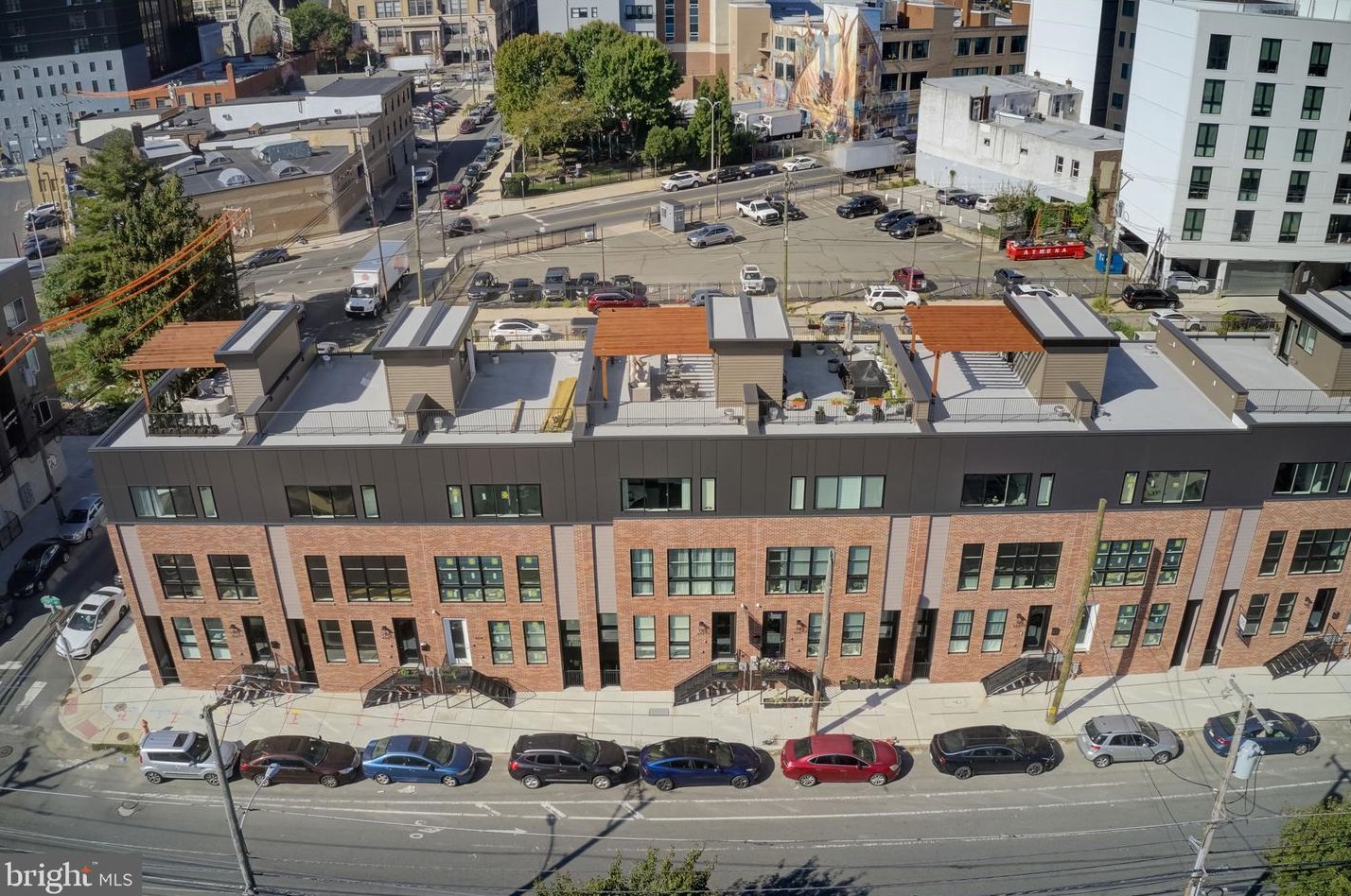 657 Park Ave, Philadelphia PA 19132-4511 exterior