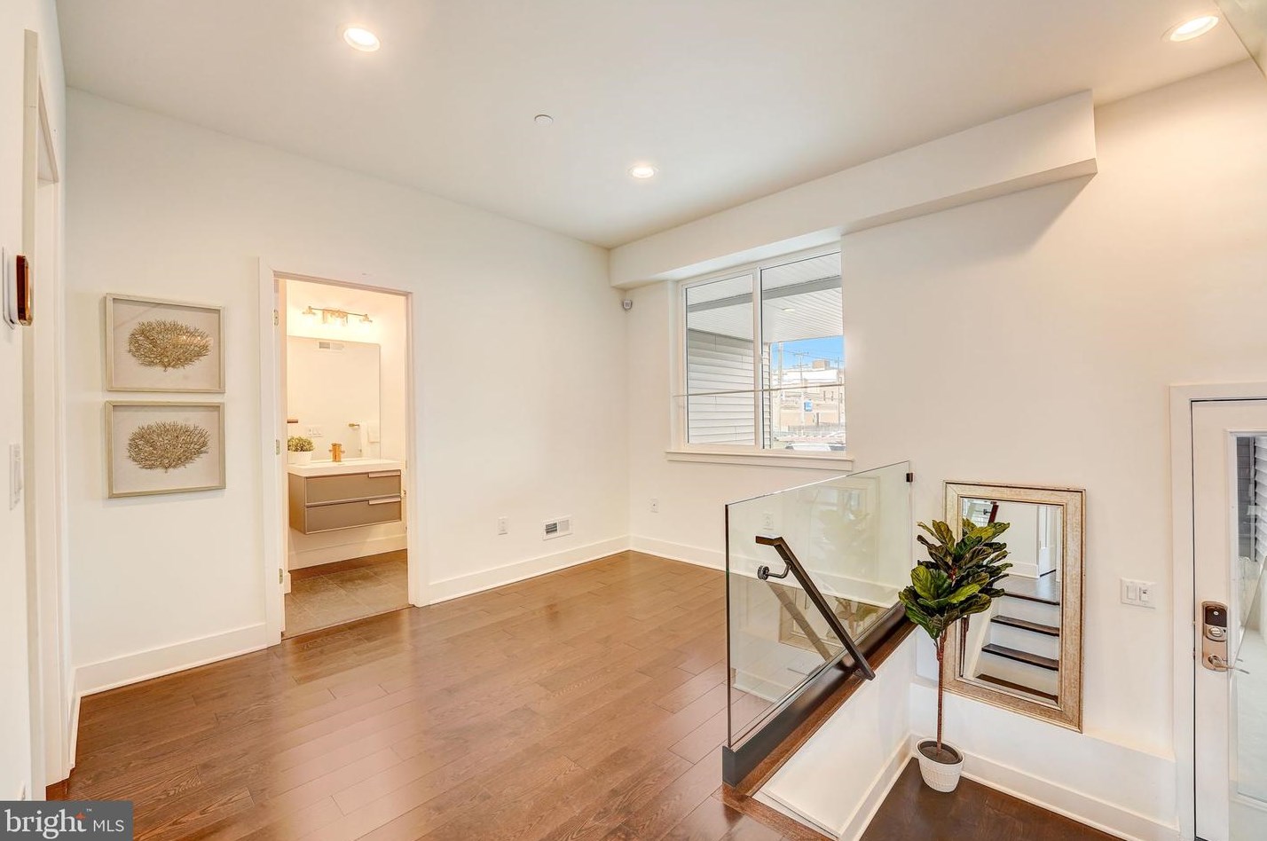 657 Park Ave, Philadelphia PA 19132-4511 exterior