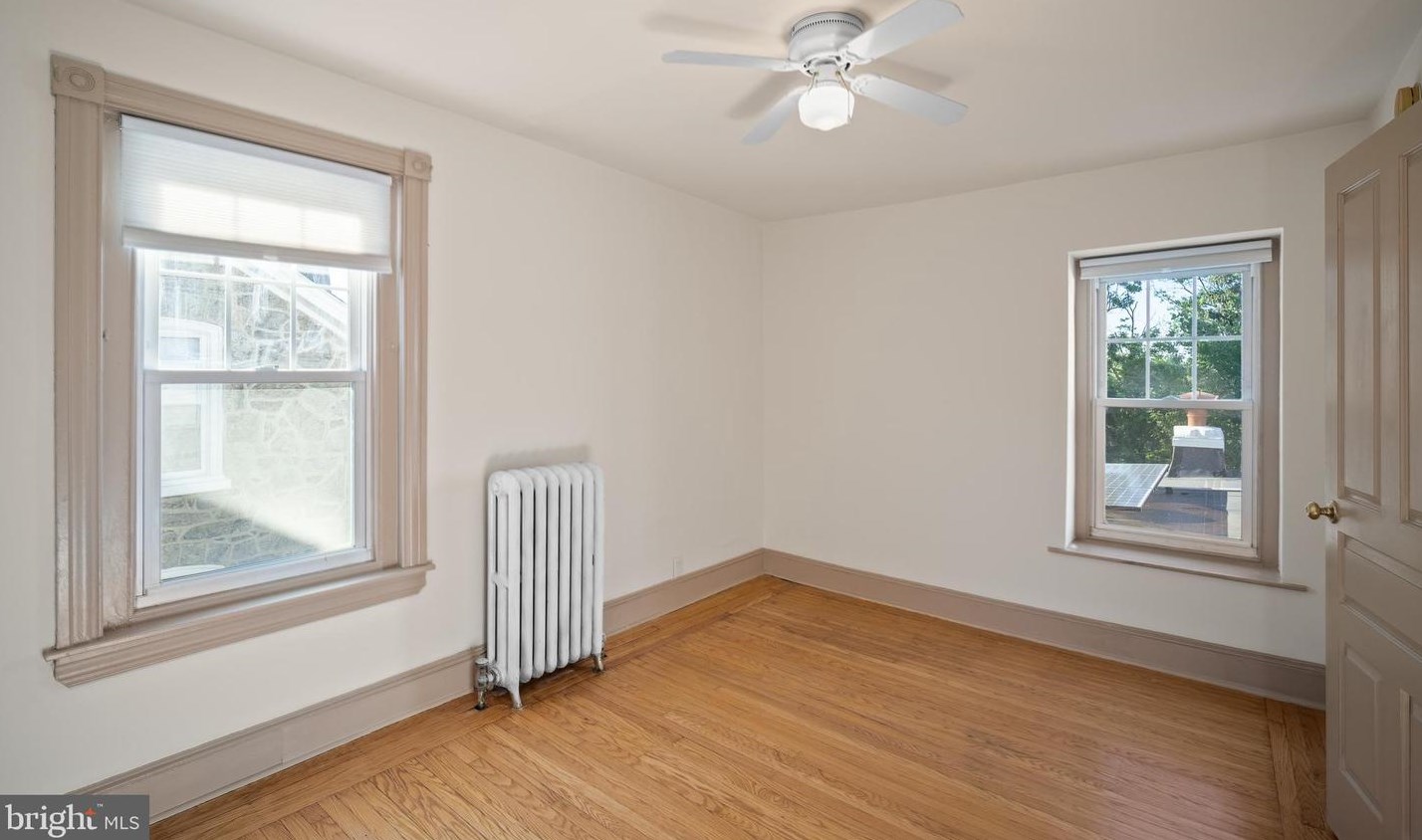 3564 Indian Queen Ln, Philadelphia PA  19129-1667 exterior