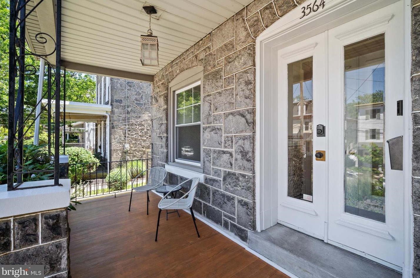 3564 Indian Queen Ln, Philadelphia, PA 19129-1523