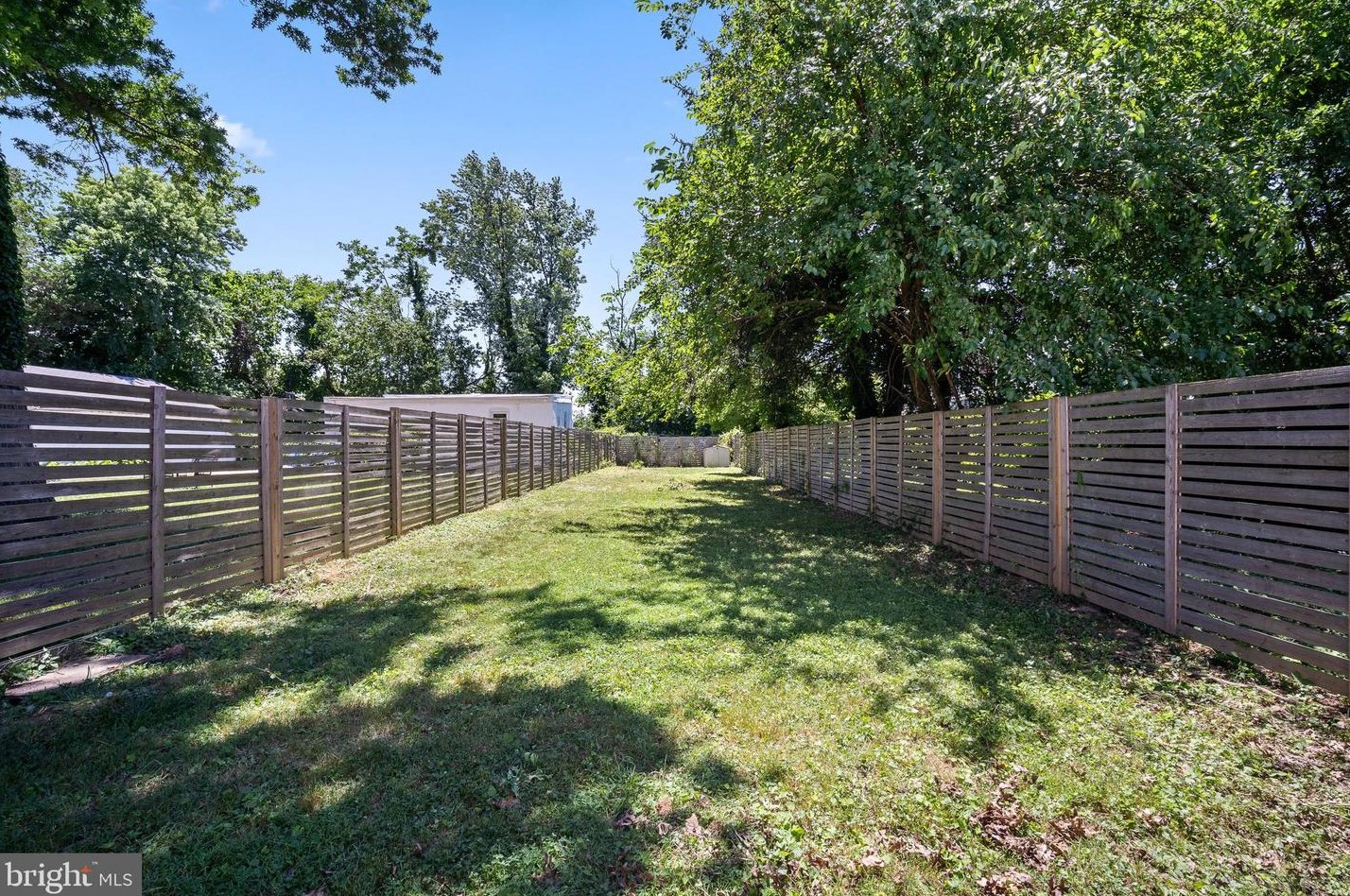 3564 Indian Queen Ln, Philadelphia PA  19129-1523 exterior