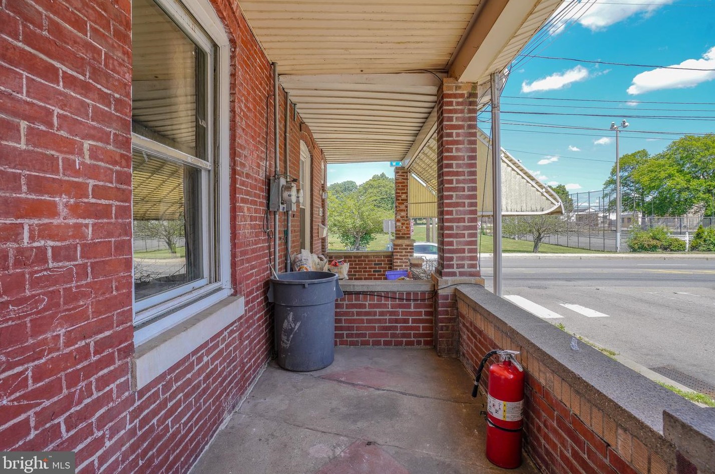 7252 Hegerman St, Philadelphia, PA 19135