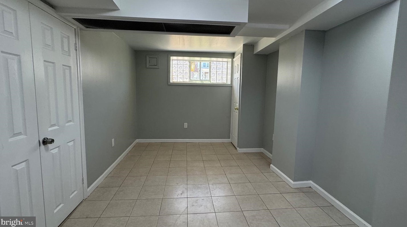 3411 Wellington St, Philadelphia PA  19149-1630 exterior