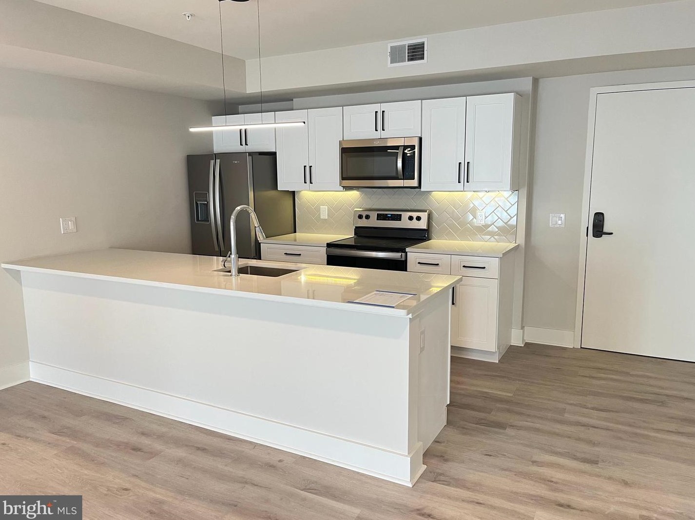 1805 N Howard St #303a, Philadelphia, PA 19122