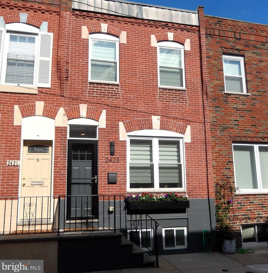 2423 Iseminger St, Philadelphia, PA 19148-3517