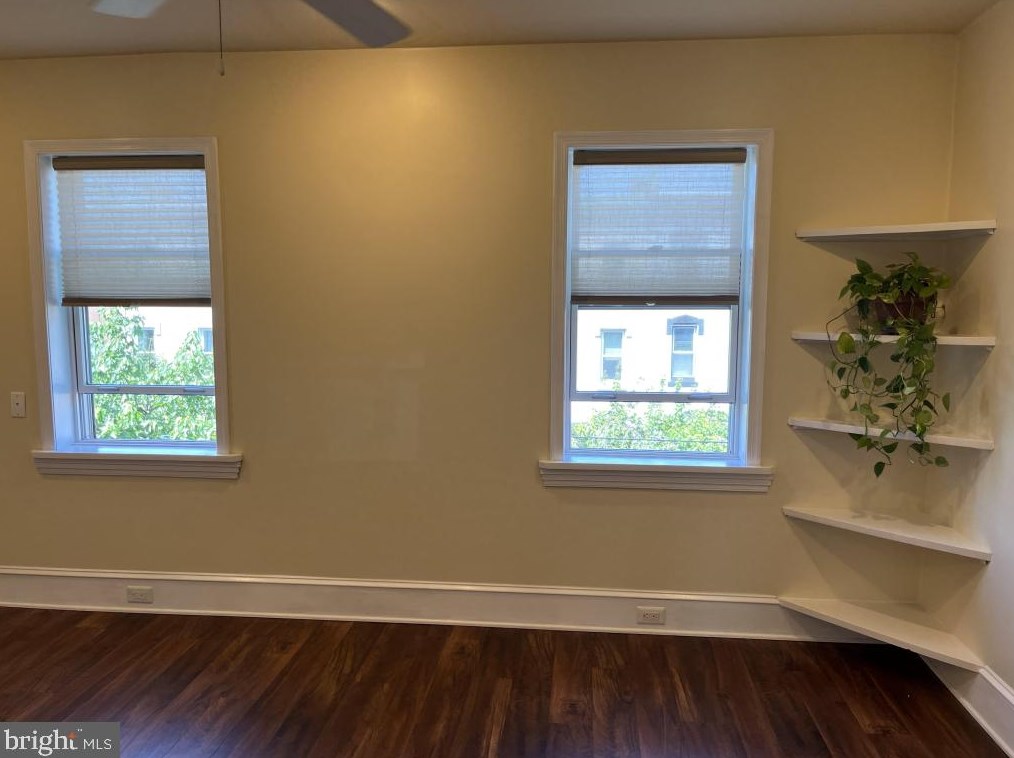 825 Corinthian Ave, Philadelphia PA 19130-1442 exterior