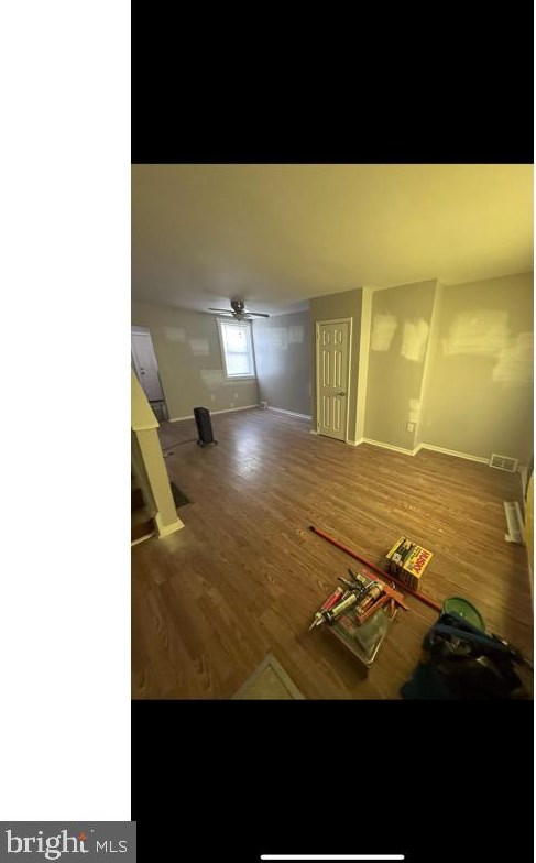 3130 Hartville St, Philadelphia, PA 19134-2305