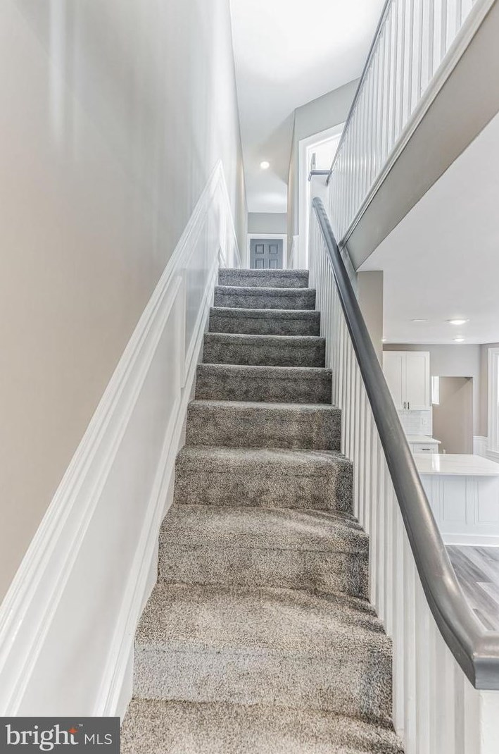 1531 Lindley Ave, Philadelphia PA  19141-1015 exterior