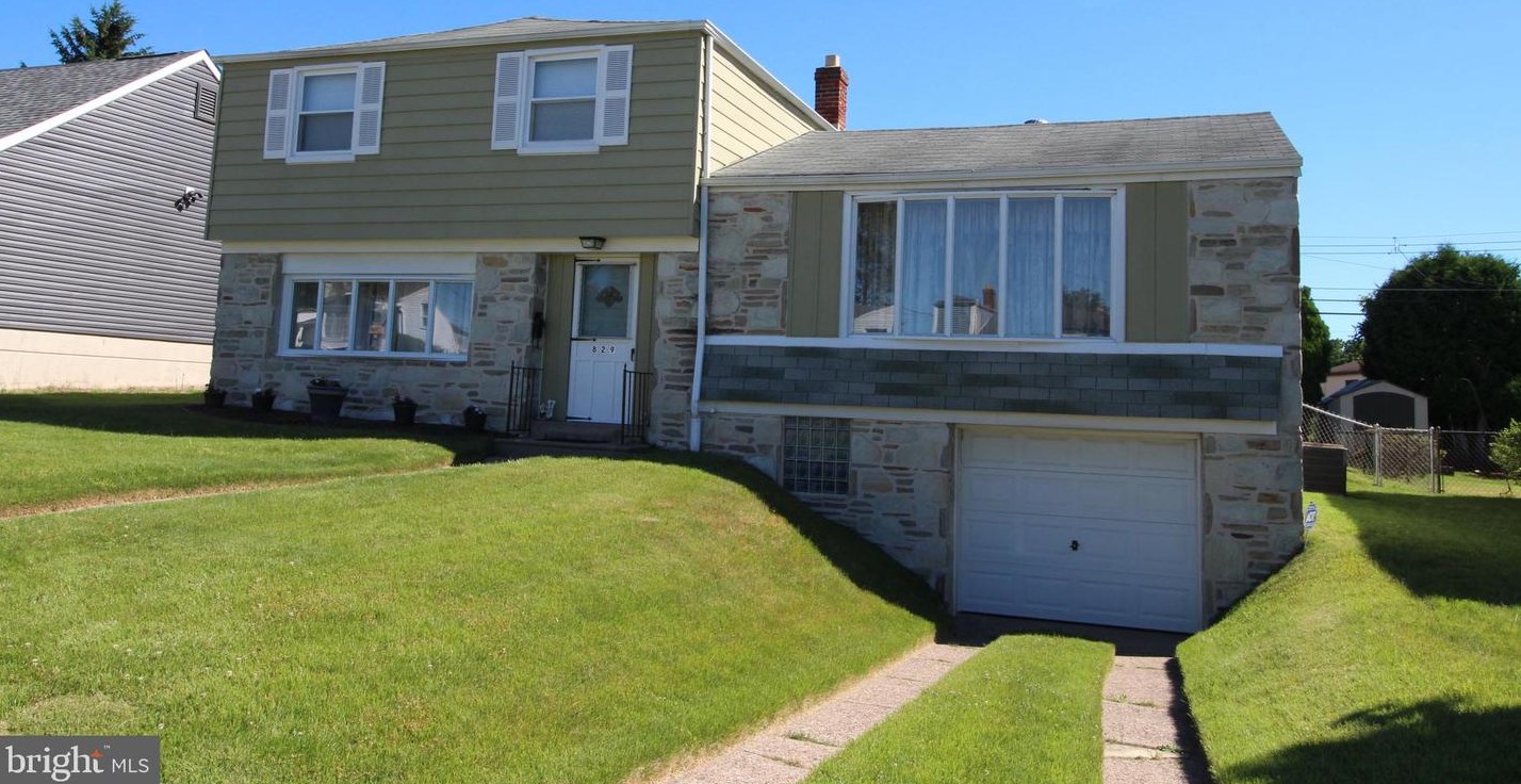 829 Densmore Rd, Philadelphia, PA 19116-2903