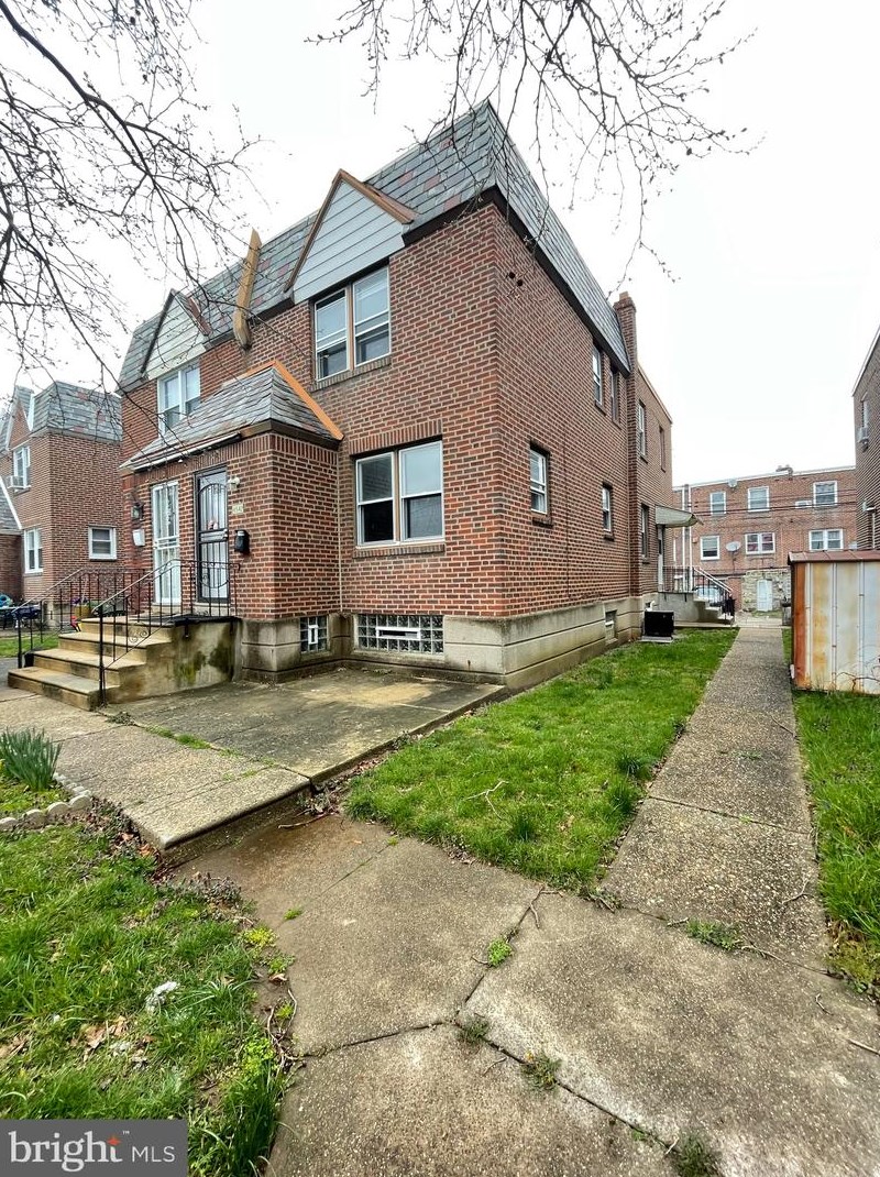 6542 Ne Bradford Terrace, Philadelphia, PA 19149