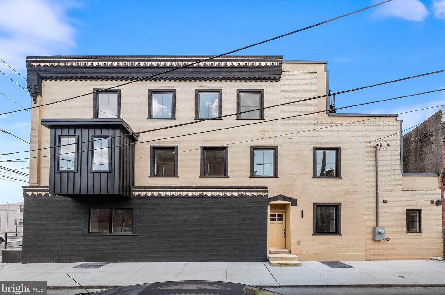 1330 Mifflin St, Philadelphia, PA 19148-2131