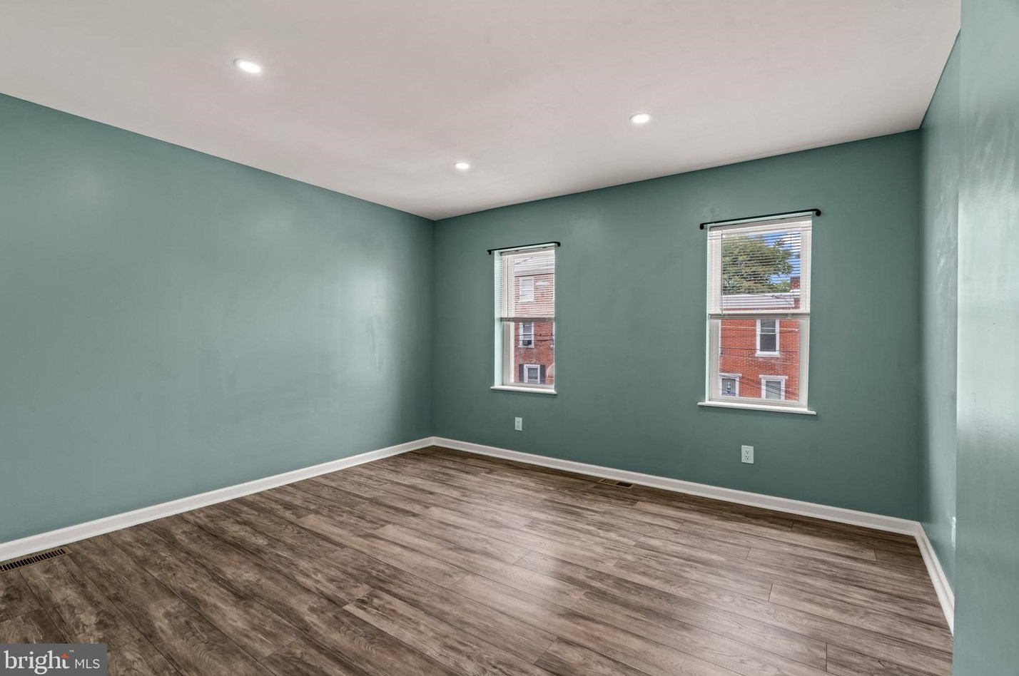 4567 Milnor St, Philadelphia PA  19124-4119 exterior