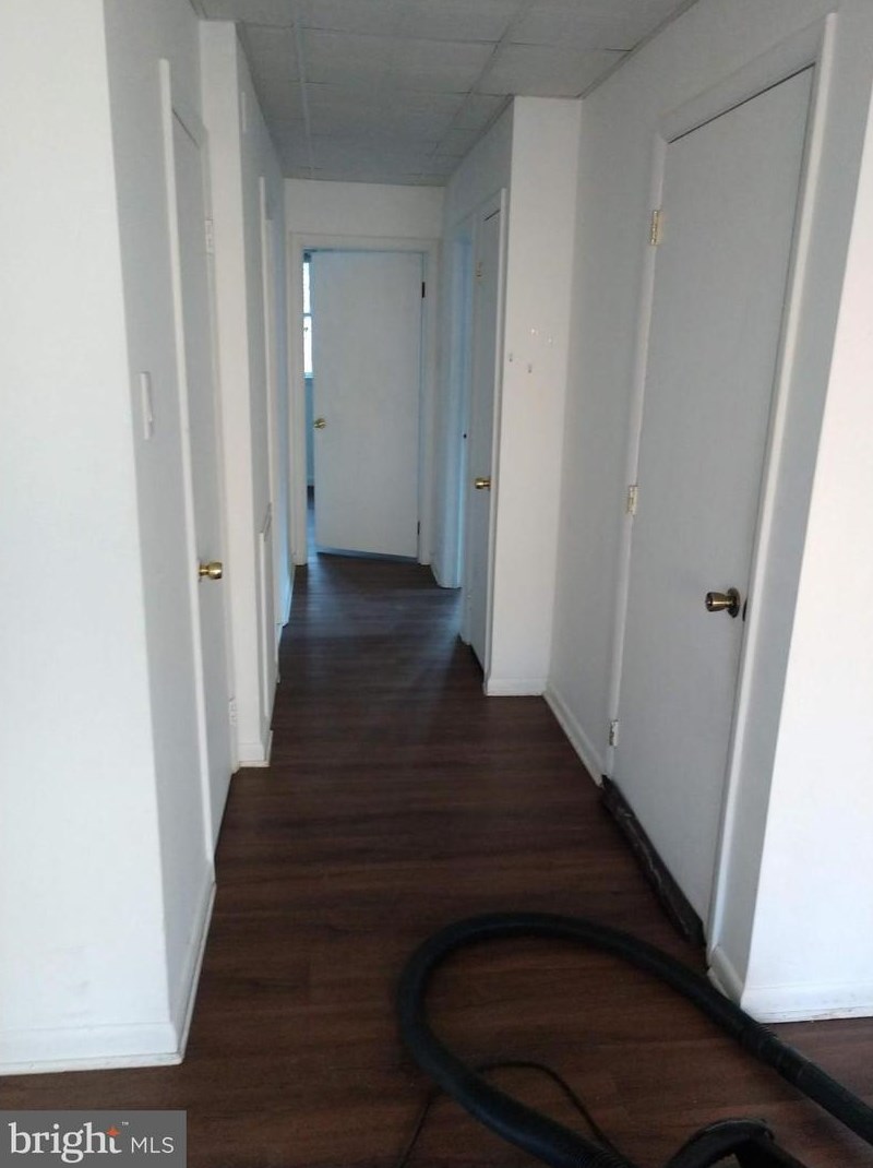 632 Grn Ln, Philadelphia PA  19128-2632 exterior