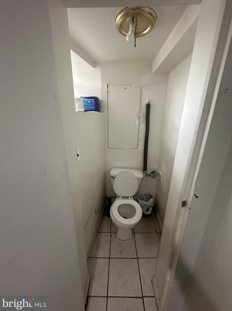 1224 Unruh Ave, Philadelphia PA 19135-2809 exterior