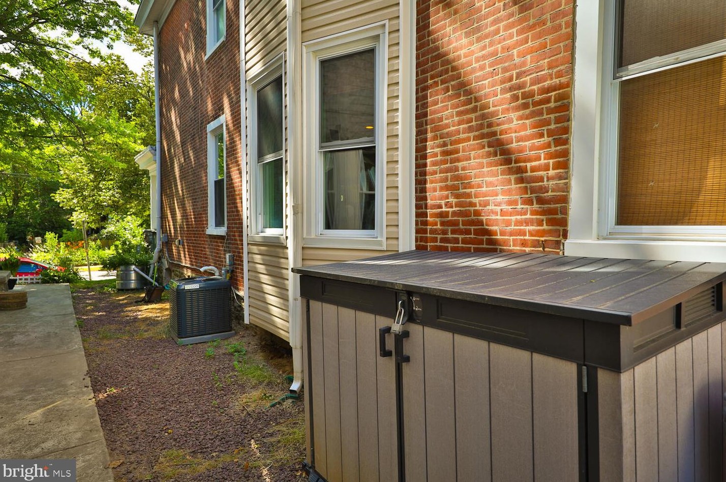 121 Washington Ln, Philadelphia PA 19144-1630 exterior