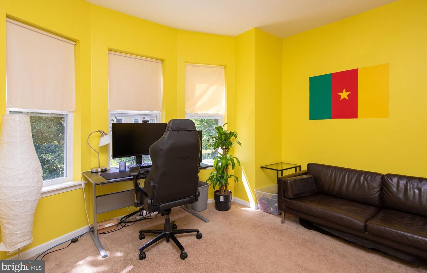 121 Washington Ln, Philadelphia PA 19144-1630 exterior