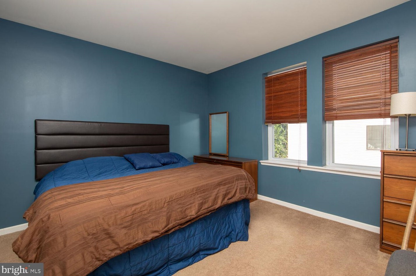 121 Washington Ln, Philadelphia PA 19144-1630 exterior