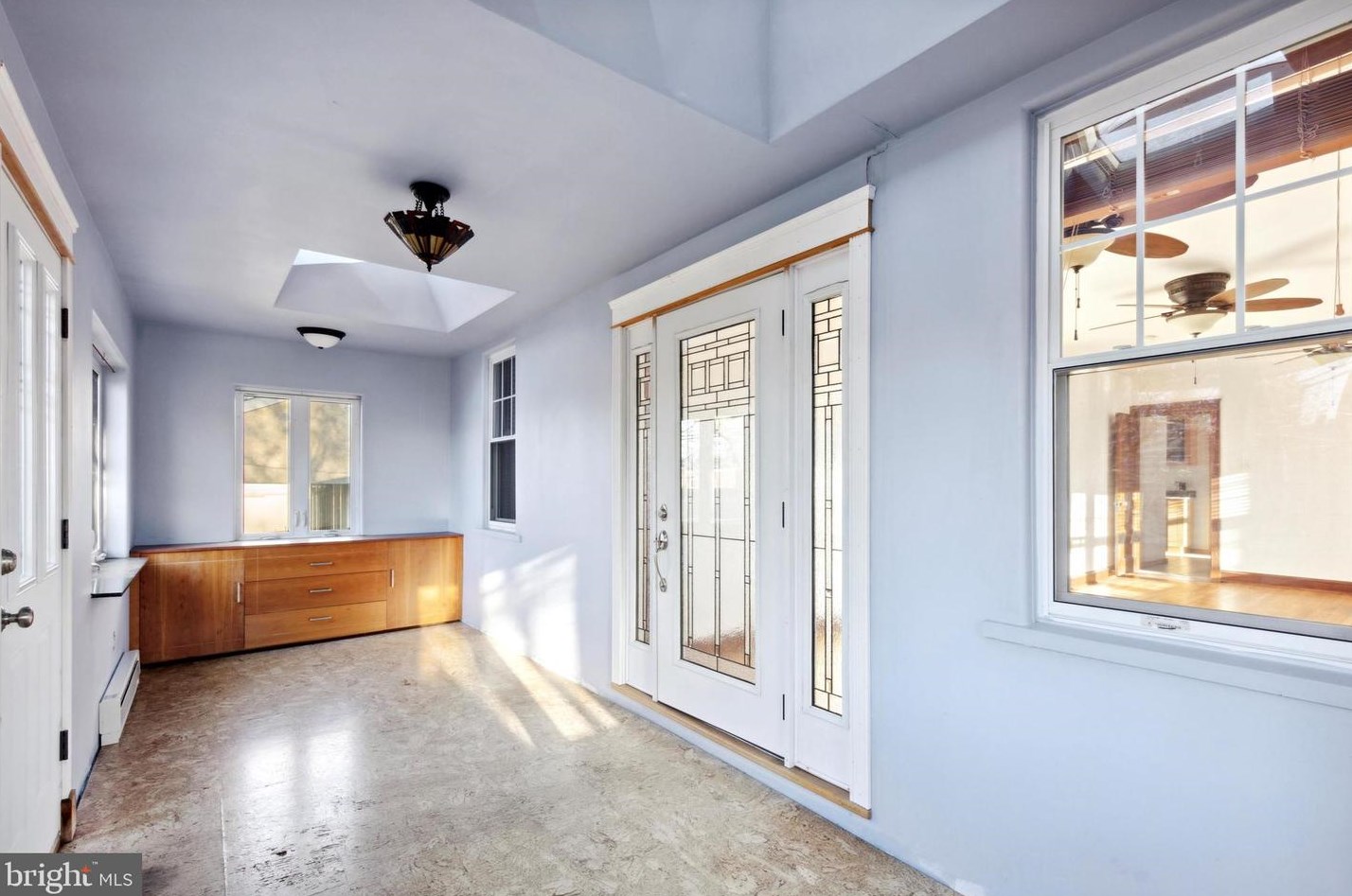 1633 Rhawn St, Philadelphia, PA 19111
