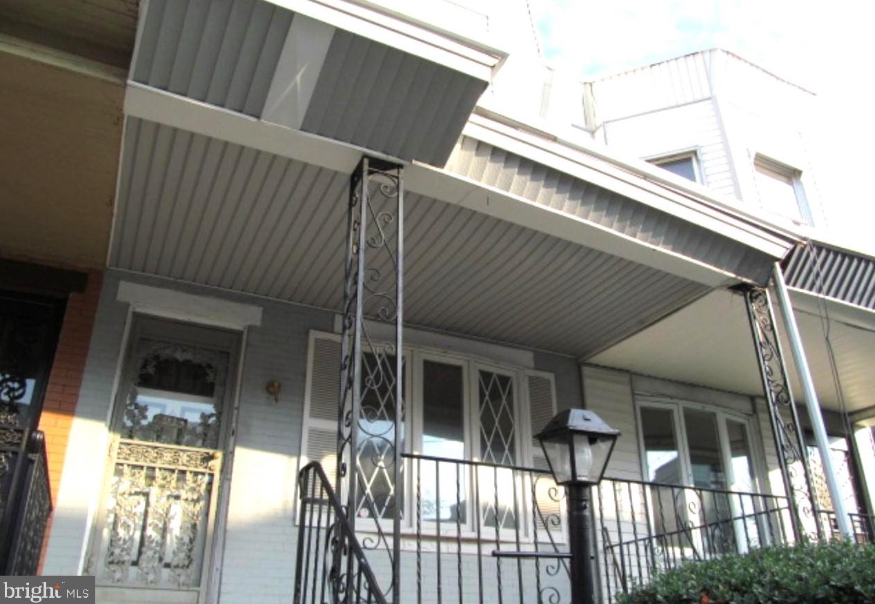 5813 Montrose St, Philadelphia, PA 19143