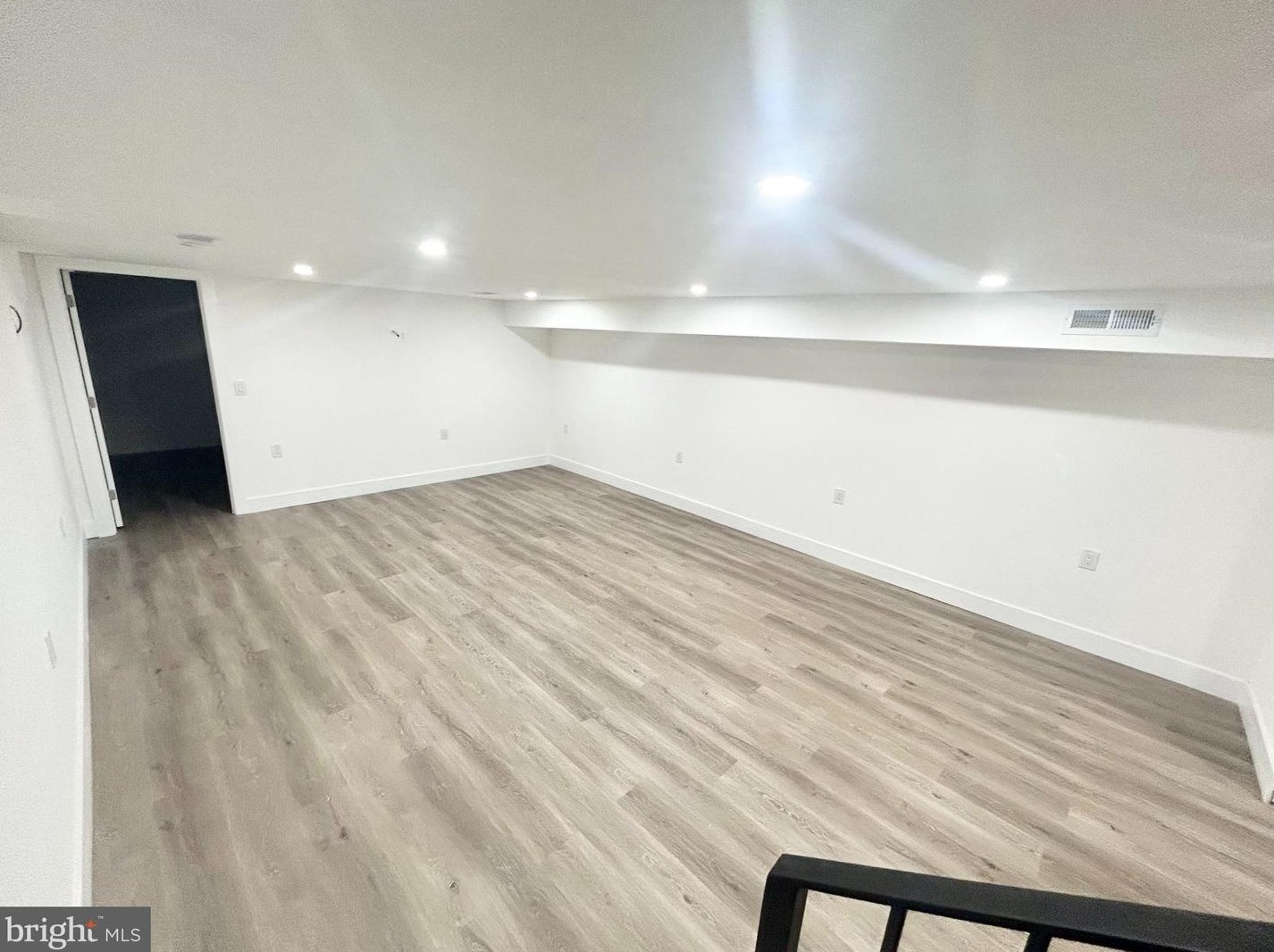 930 N 19th St #1, Philadelphia, PA 19130