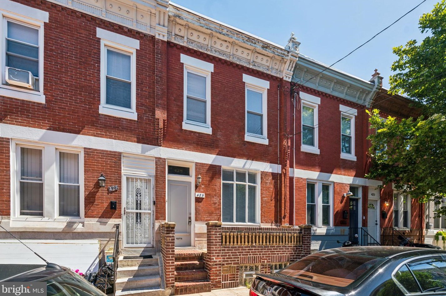 425 Mifflin St, Philadelphia PA 19148-1823 exterior