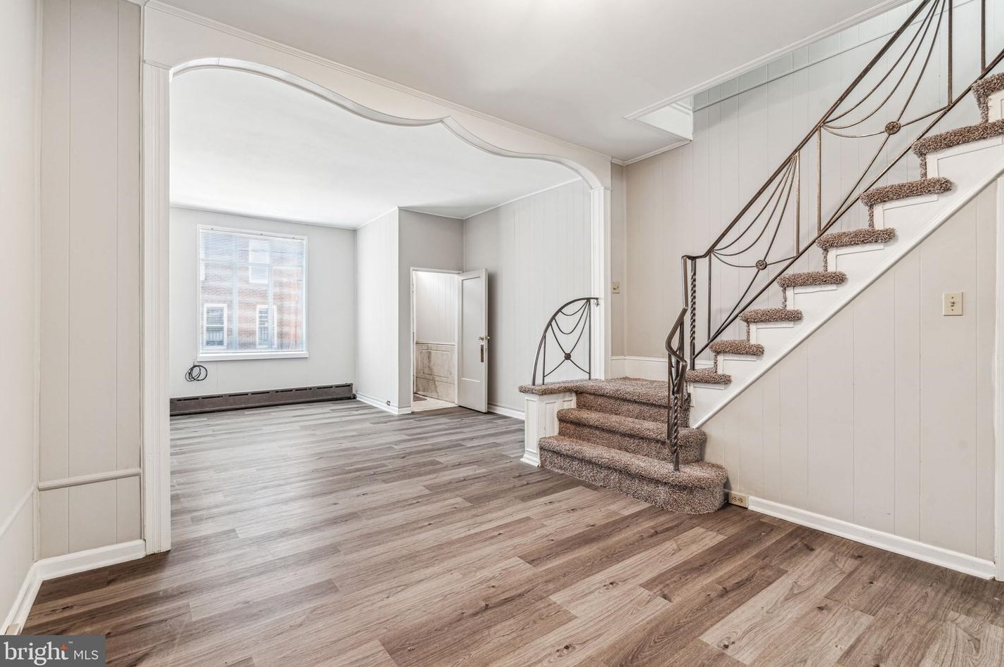 425 Mifflin St, Philadelphia PA 19148-1823 exterior