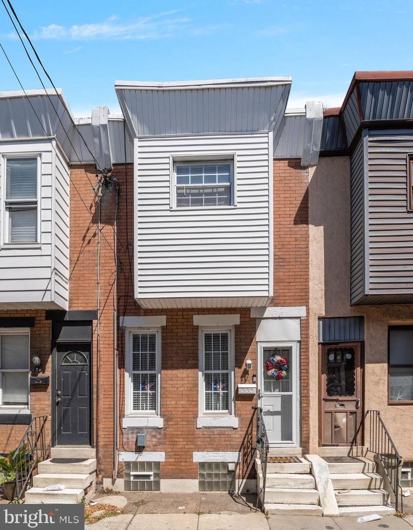 2642 Miller St, Philadelphia, PA 19125-2329