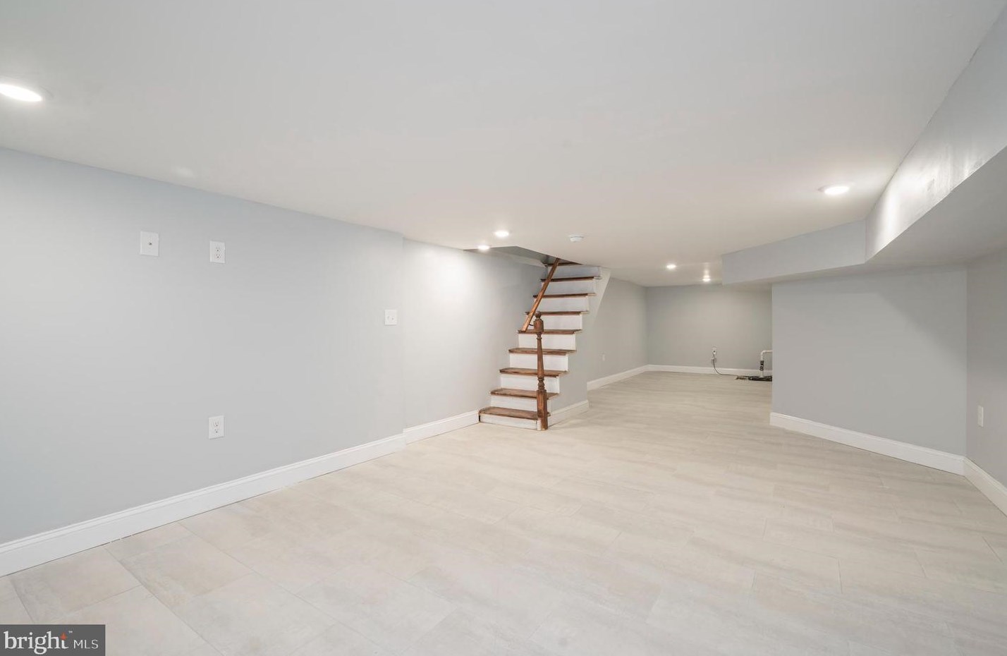 1135 Somerset St, Philadelphia PA 19133-1222 exterior