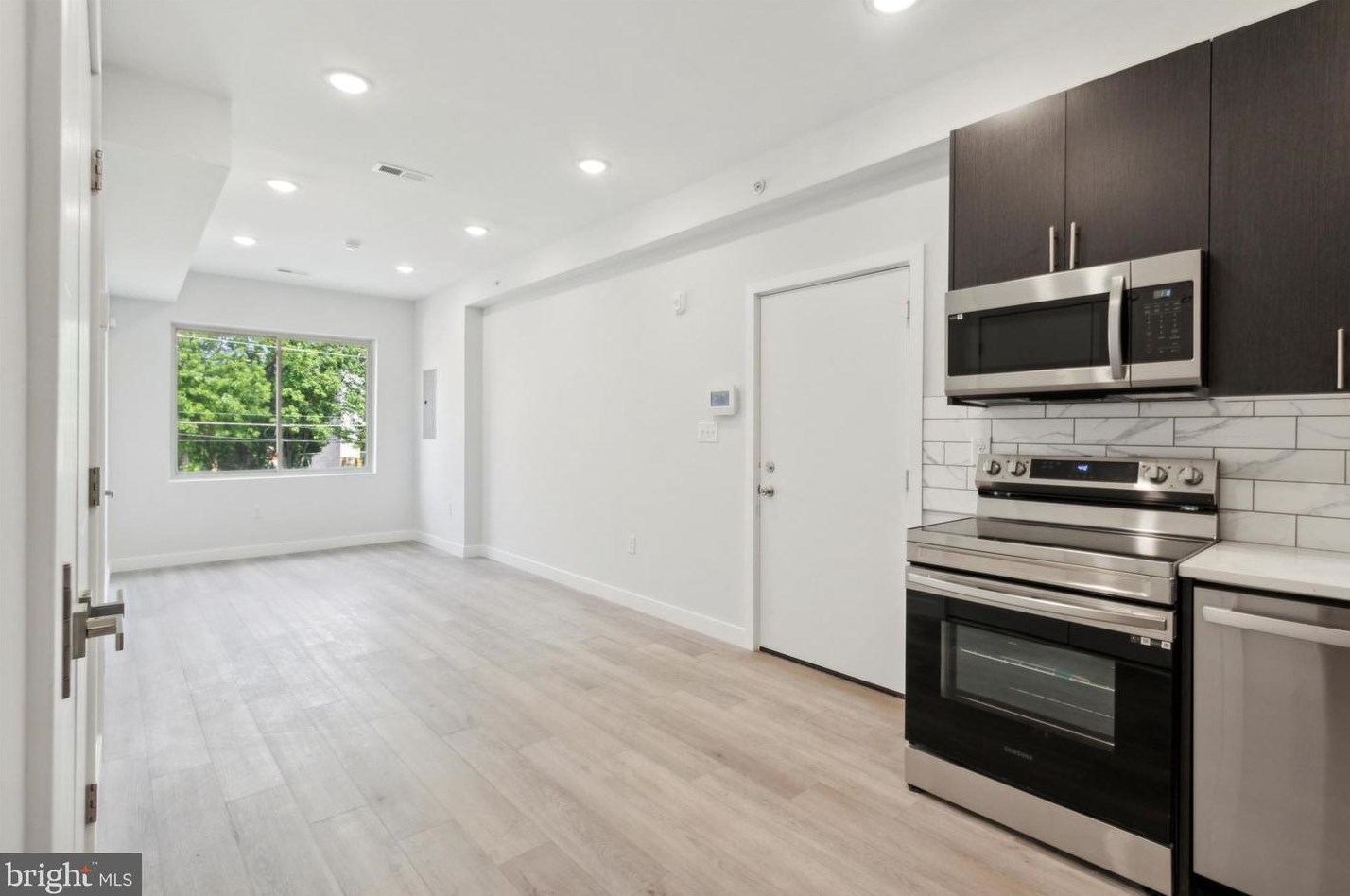 2226 N Franklin St #1f, Philadelphia, PA 19133