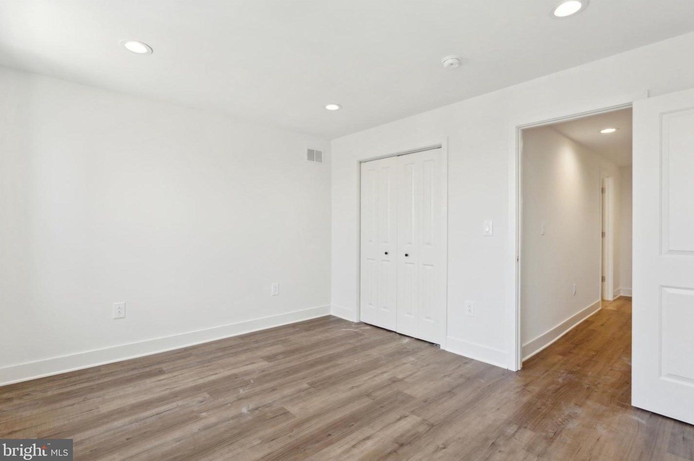 118 Sigel St, Philadelphia PA 19148-2122 exterior