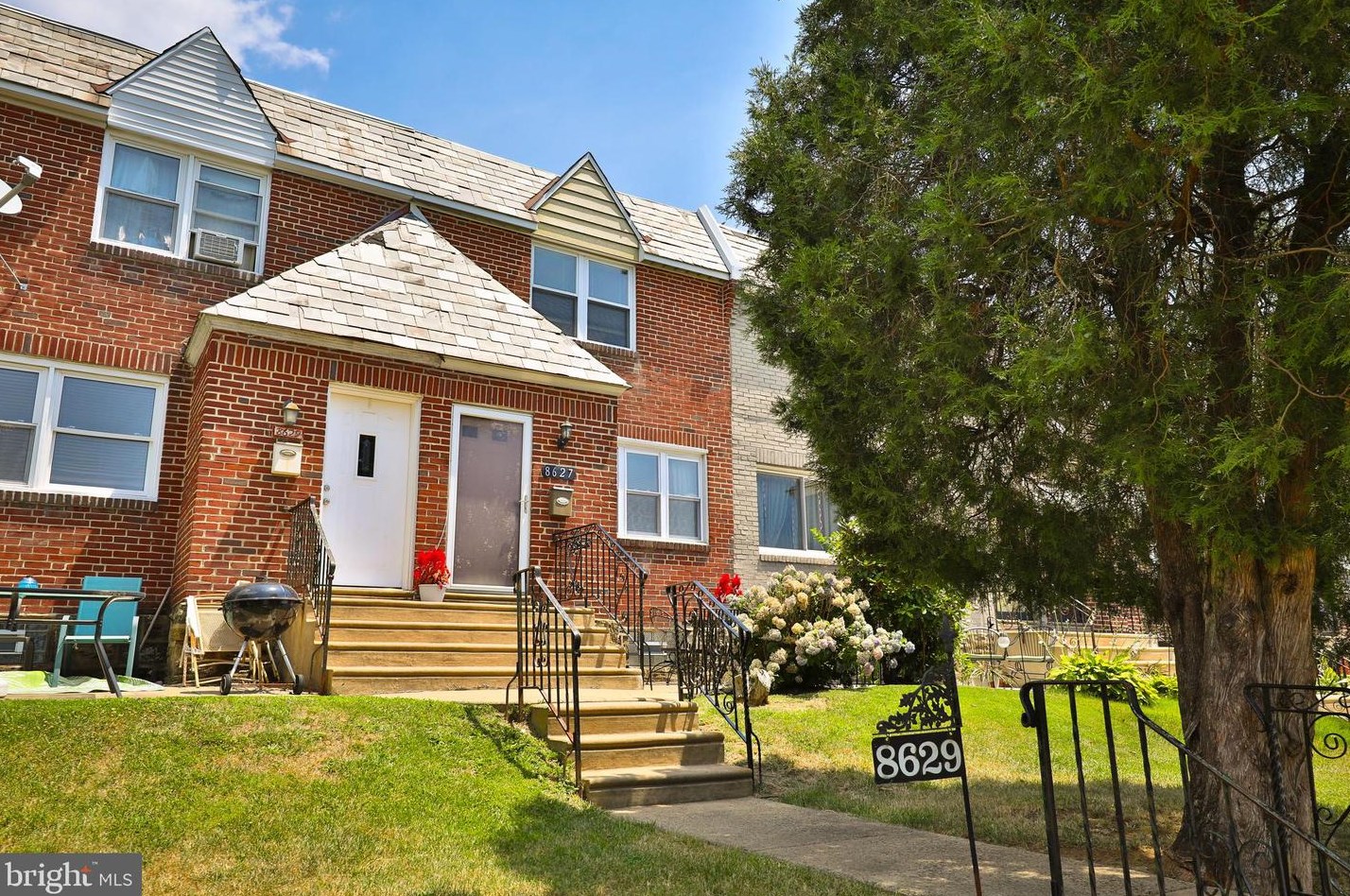 8627 Temple Rd, Philadelphia, PA 19150-1910