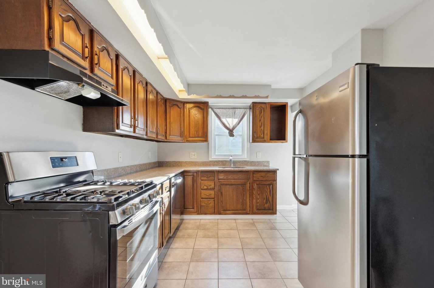 1625 Rhawn St, Philadelphia PA  19111-2951 exterior