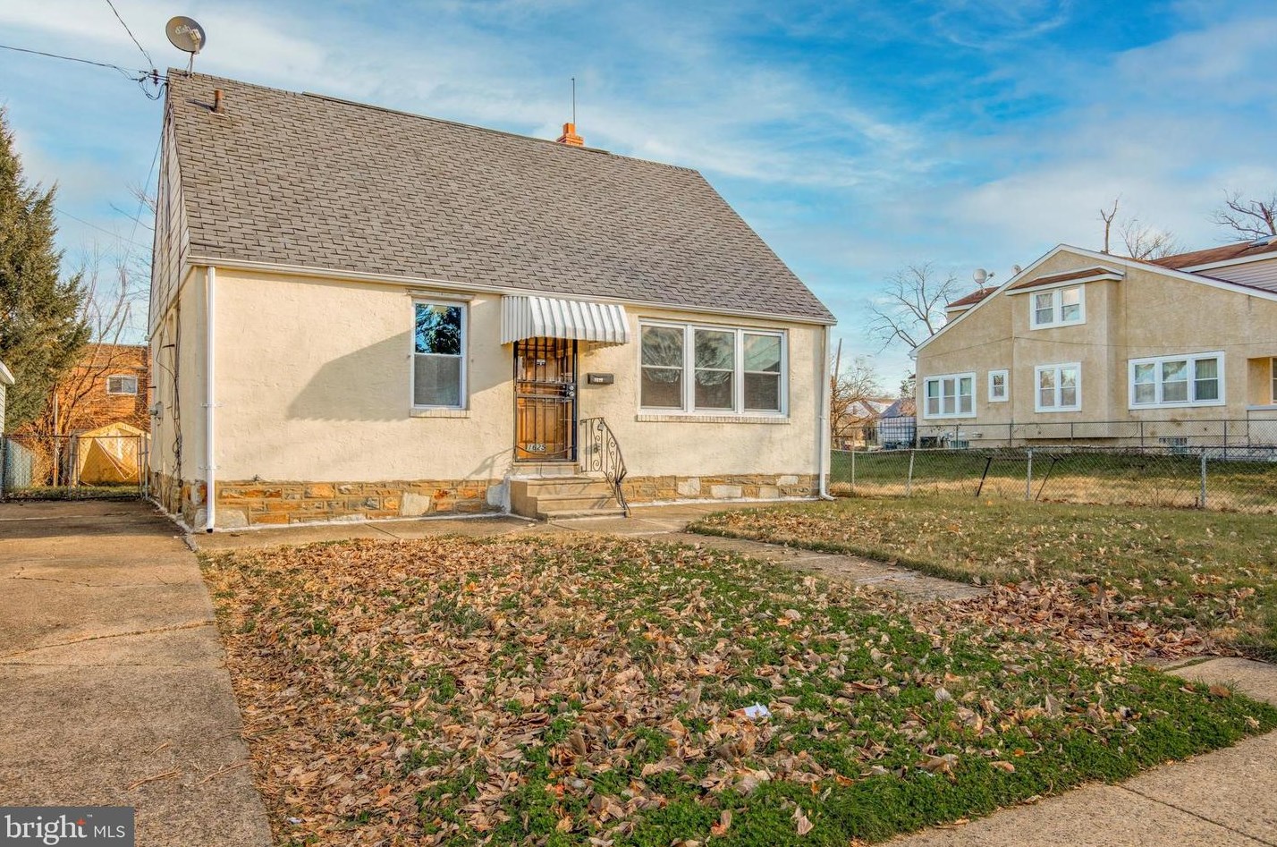 1625 Rhawn St, Philadelphia, PA 19111