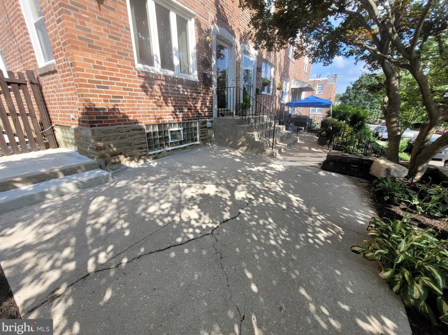 5911 Houghton St, Philadelphia, PA 19128