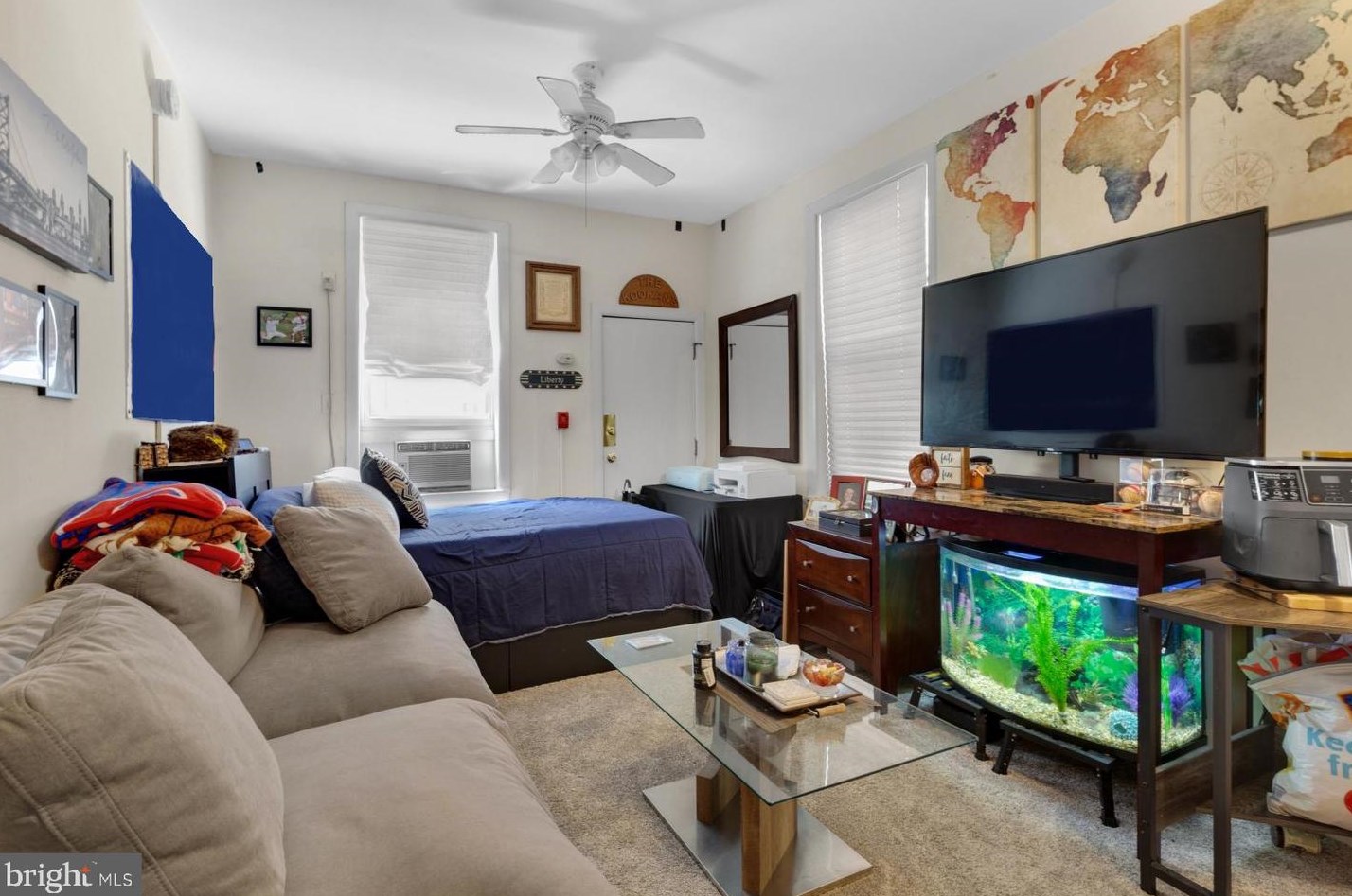 638 Catharine St #1r, Philadelphia, PA 19147