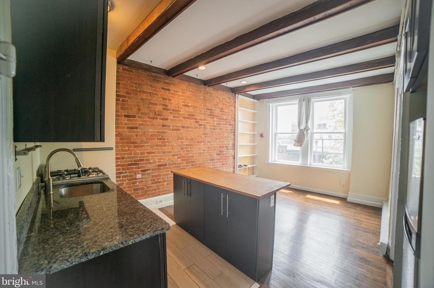 1904 Spruce St #5r, Philadelphia, PA 19103