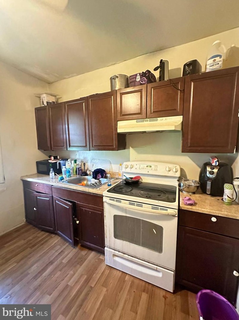 5555 Addison St, Philadelphia PA  19143-1305 exterior