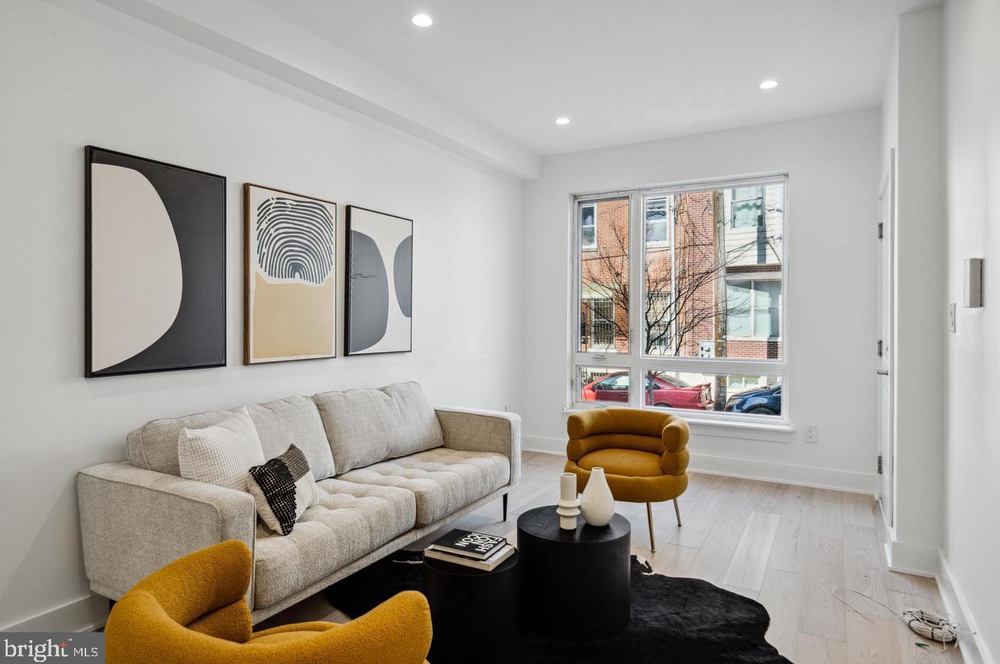 547 N 12th St #1, Philadelphia, PA 19123