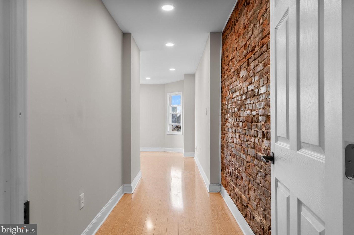 2051 Oxford St, Philadelphia PA  19121-4001 exterior