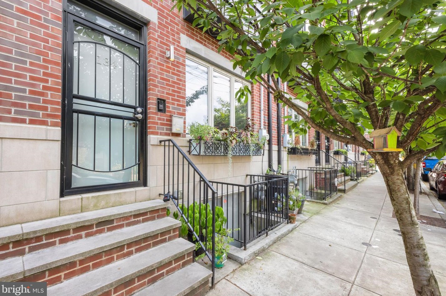 134 Reed St, Philadelphia, PA 19147-6117