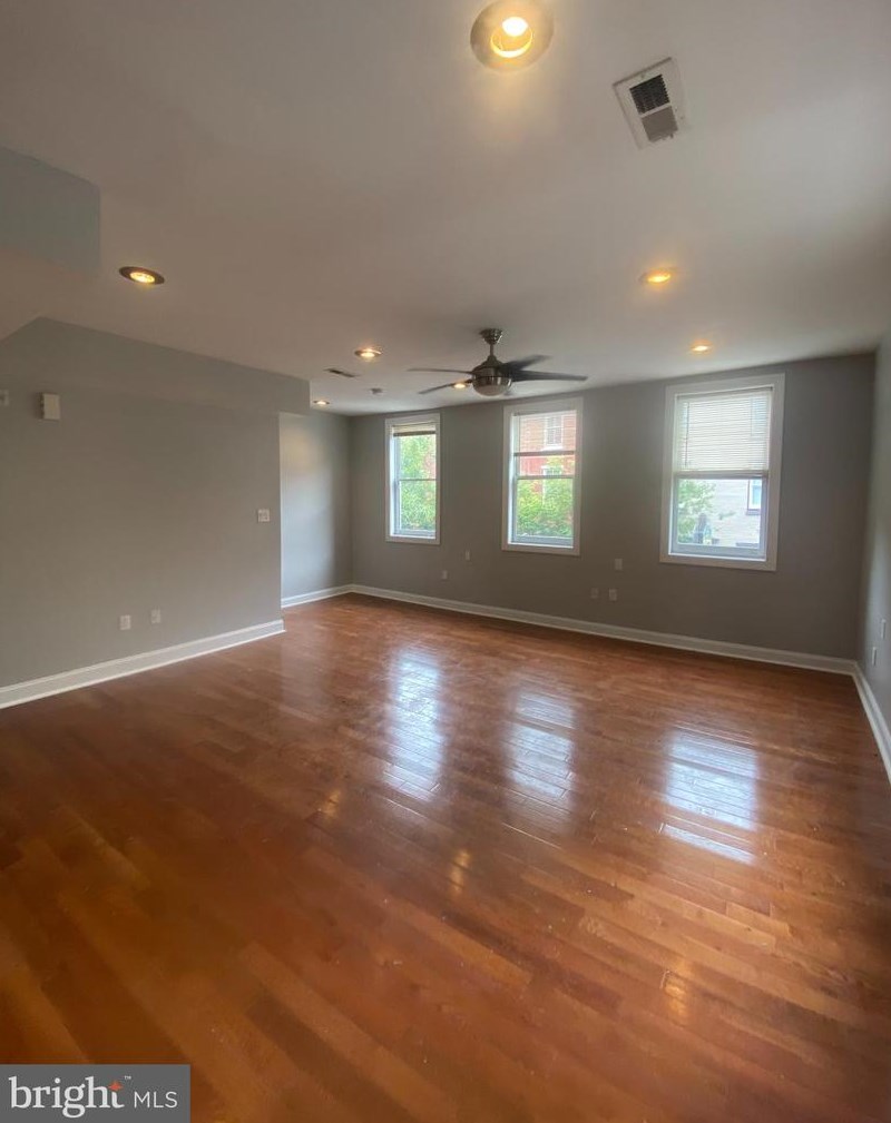 2227 Pine St #2, Philadelphia, PA 19103