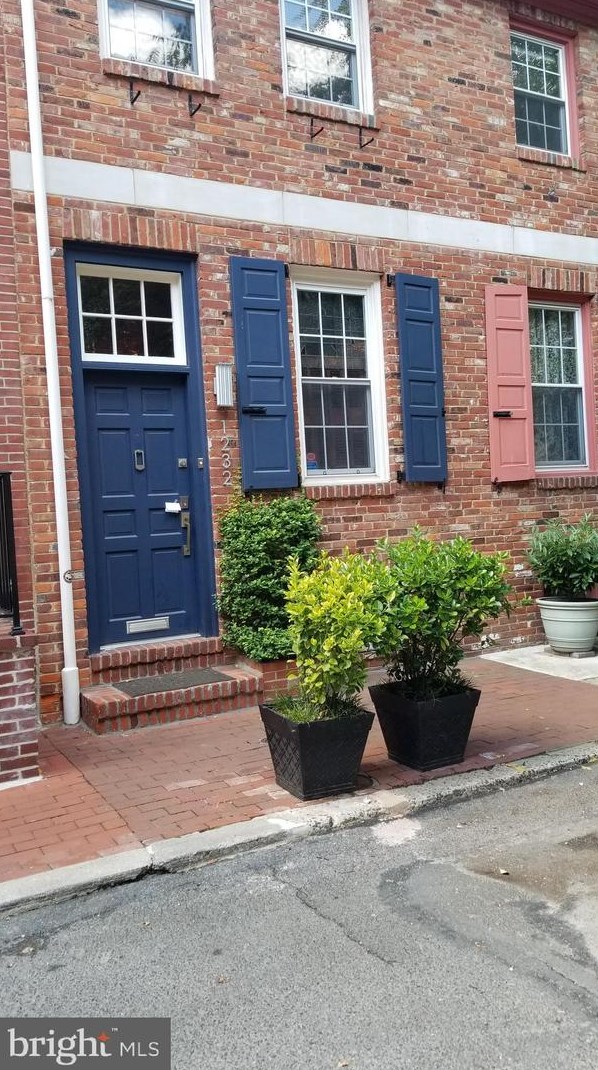 1232 Rodman St, Philadelphia, PA 19147-1130