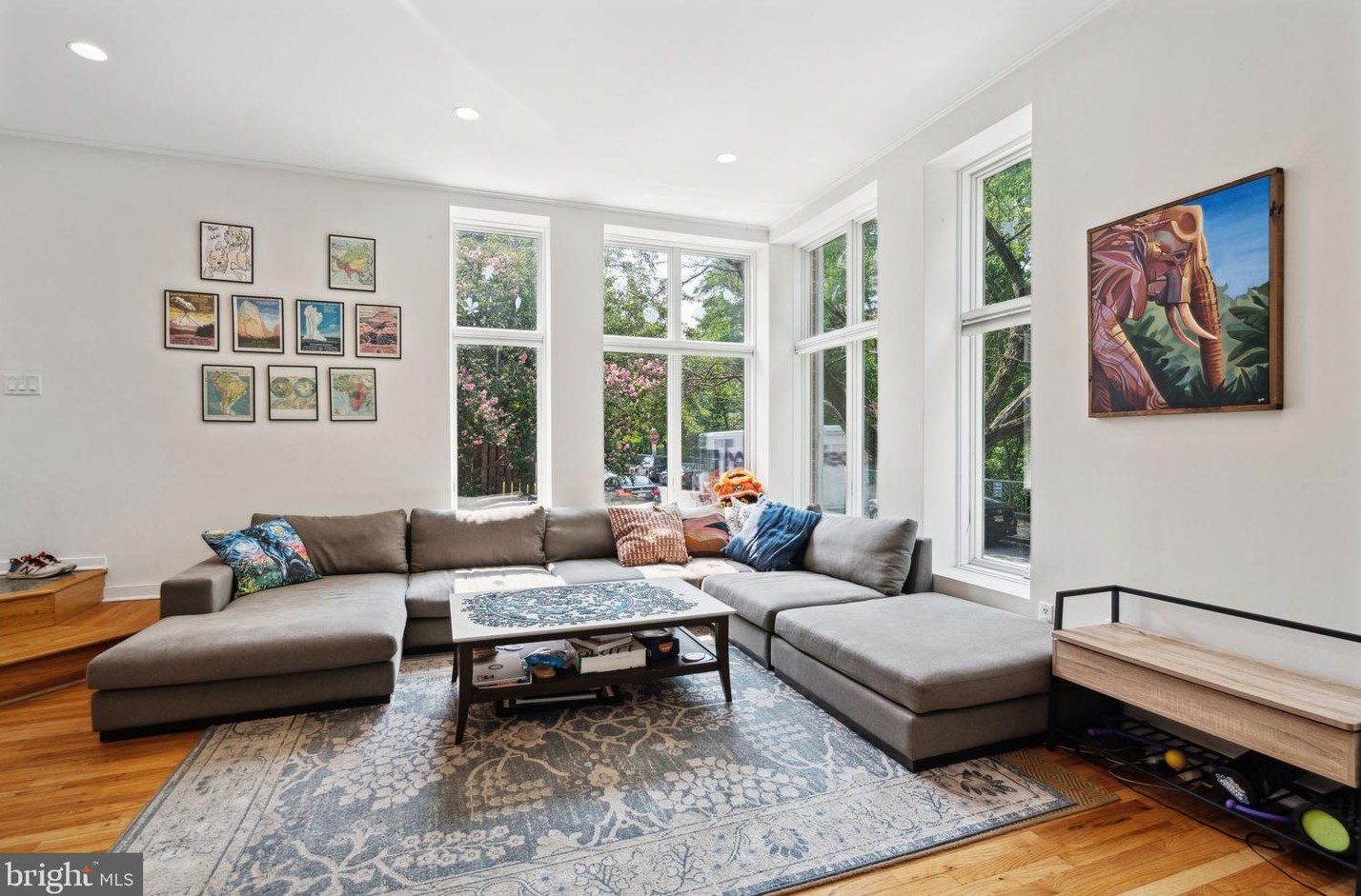 2911 Pennsylvania Ave, Philadelphia PA 19130-1107 exterior