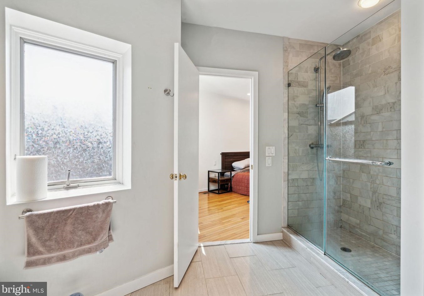 2911 Pennsylvania Ave, Philadelphia PA 19130-1107 exterior