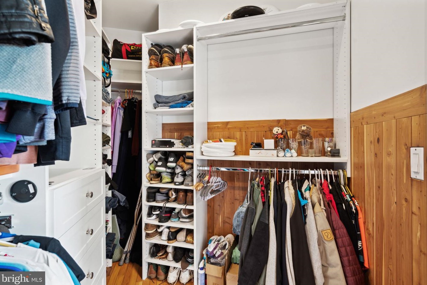 2911 Pennsylvania Ave, Philadelphia PA 19130-1107 exterior