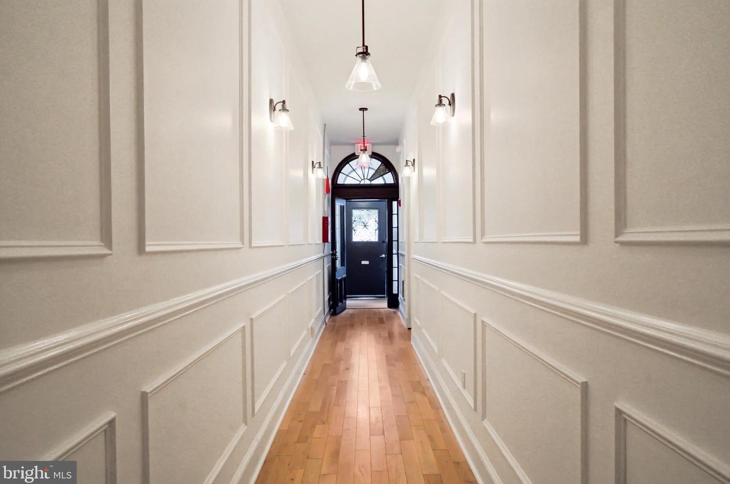 1215 Spruce St, Philadelphia PA  19107-5620 exterior