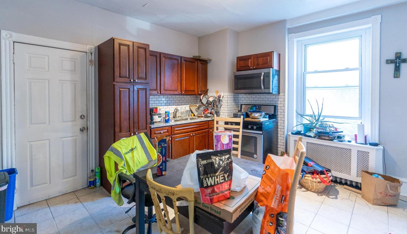 1601 Jackson St #2, Philadelphia, PA 19145