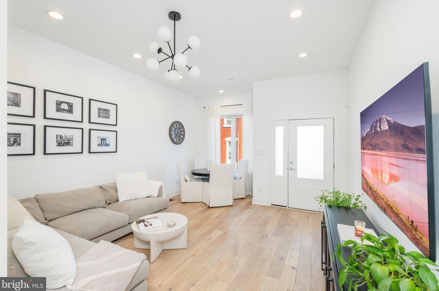 426 Miller St, Philadelphia PA  19125-2615 exterior