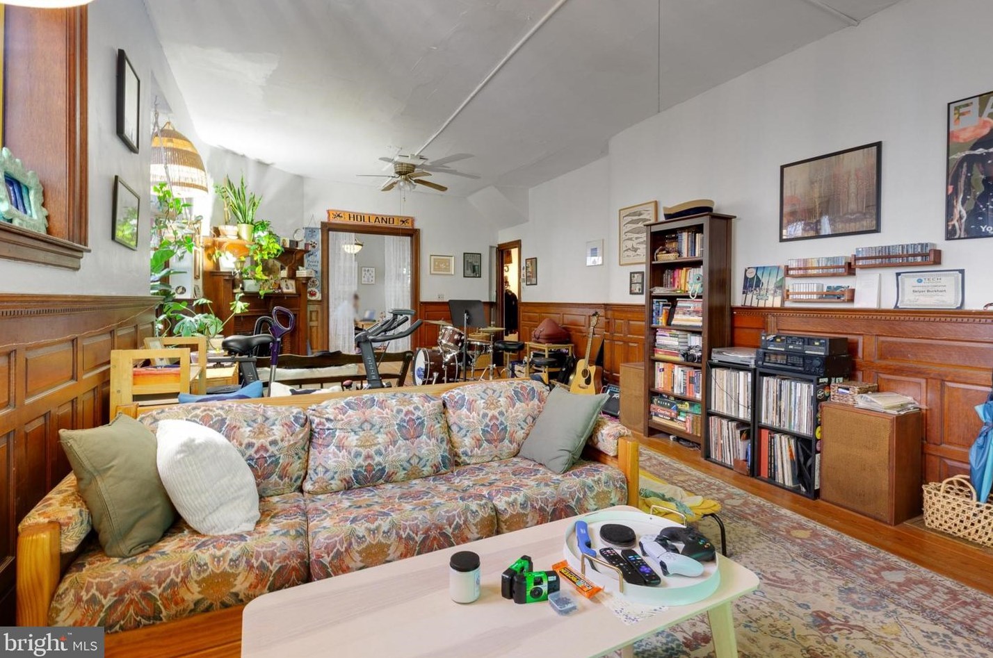 4411 Pine St #1, Philadelphia, PA 19104